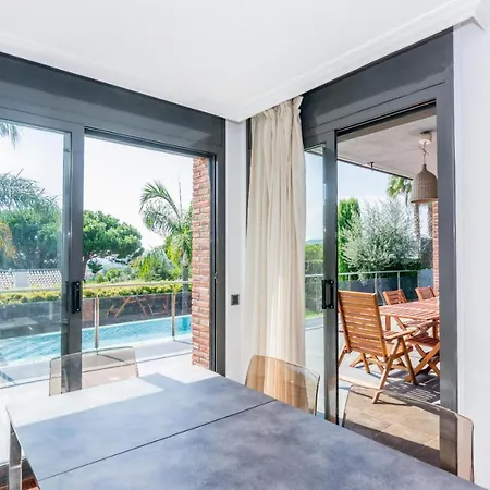 Villa Homeholidaysrentals Adonis *
